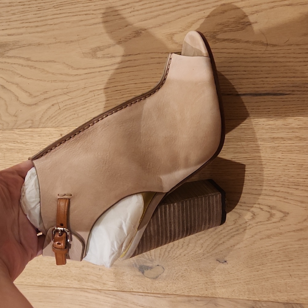 Coach shoes